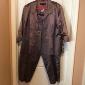 Donna Ricco Dusty Mauve Capri Pantsuit